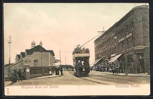 AK Thornton Heath, Brigstock Road and Station, Bridge House, Strassenbahn