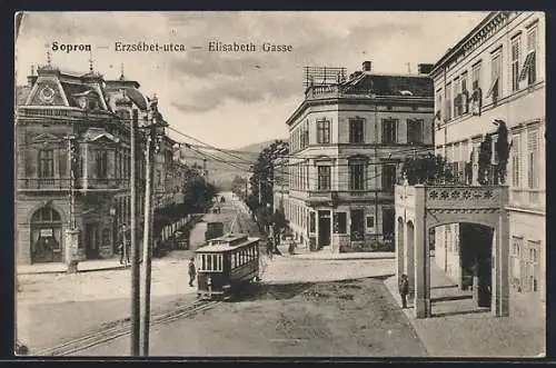 AK Sopron-Ödenburg, Erzsebet-utca, Elisabethgasse mit Strassenbahn