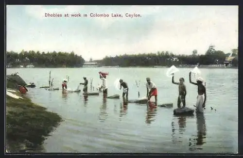 AK Sri-Lanka-Ceylon, Dhobies at work in Colombo Lake, Waschfrauen