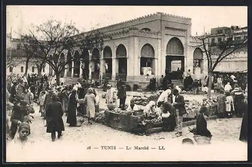 AK Tunis, Le marché