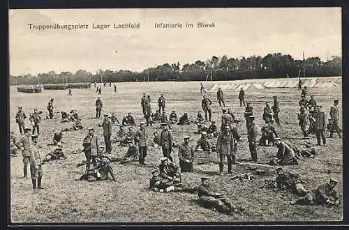 AK Lager Lechfeld, Infanterie im Biwak auf dem Truppenübungsplatz