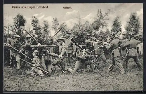 AK Lager Lechfeld, Soldaten im Gefecht