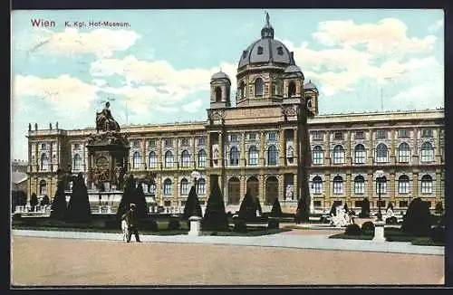 AK Wien, K. Kgl. Hof-Museum mit Anlagen