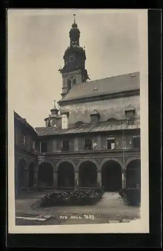 Foto-AK A. Stockhammer: Hall, Hof mit Bogengang