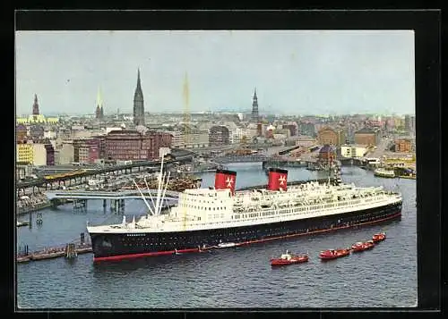 AK Passagier-Schnelldampfer Hanseatic der Hamburg-Atlantik Linie am Hafen