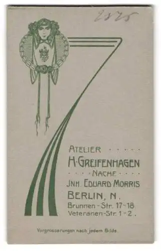 Fotografie H. Greifenhagen, Berlin, Brunnen-Str. 17-18, Frauenkopf im Jugendstil, Wappen, Portrait bürgerlicher Frau