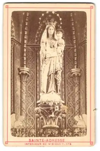 Fotografie unbekannter Fotograf, Ansicht Sainte-Adresse, Intérieur de N.-D.-des Flots, 1877, Heiligenstatue