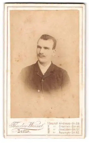 Fotografie Theodor Wenzel, Berlin, Oranien-Str. 44, Portrait eines jungen Mannes