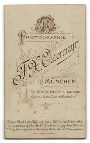 Fotografie F. X. Ostermayr, München, Schillerstrasse 4, Dame mit Blumenkorb