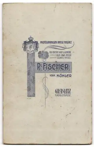 Fotografie R. Fischer, Graslitz, Flachsleitgasse, Junge Frau mit Buch in elegantem Kleid