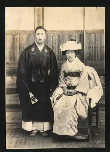 Fotografie Japan - Nippon, Japanisches Paar in traditioneller Kleidung