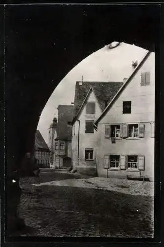 Fotografie W. Apel, Berlin, Ansicht Spalt, Strassenansicht durch das Stadttor