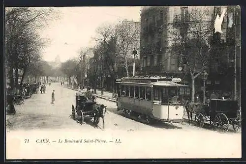 AK Caen, Le Boulevard Saint-Pierre, Strassenbahn