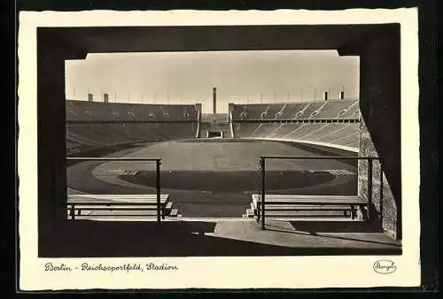 AK Berlin, Reichssportfeld, Innenansicht des Stadions