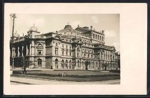 AK Krakau, Theatergebäude mit Palmen