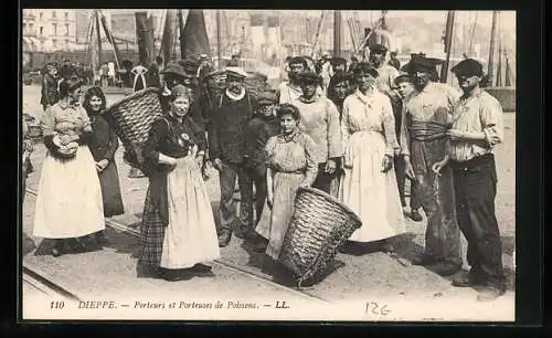 AK Dieppe, Porteurs et Porteuses de Poissons, Fischerei