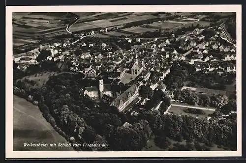 AK Weikersheim, Ortsansicht mit Schloss vom Flugzeug aus