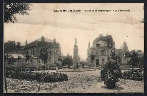 AK Marcillat /Allier, Place de la République, Vue d`ensemble