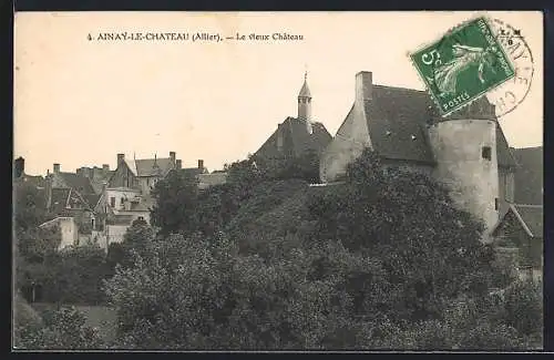 AK Ainay-le-Chateau, Le vieux Chateau