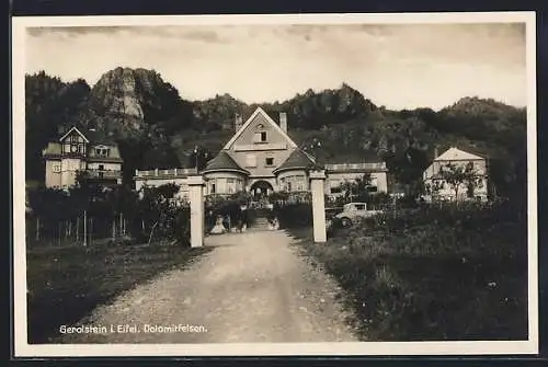 AK Gerolstein i. Eifel, Hotel und Gasthaus zum Dolomit, Haupteingang