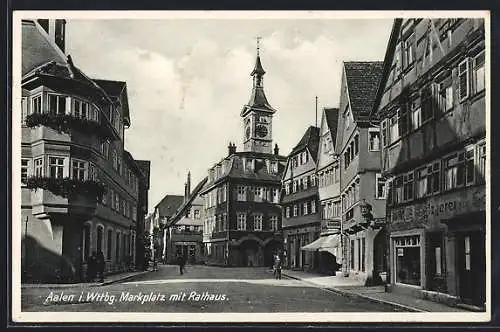 AK Aalen i. Wttbg., Marktplatz mit Rathaus