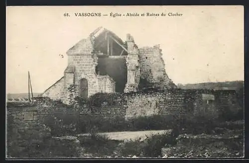 AK Vassogne, Eglise, Abside et Ruines du Clocher