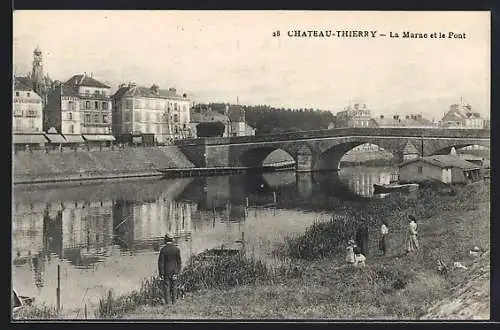 AK Chateau-Thierry, La Marne et le Pont