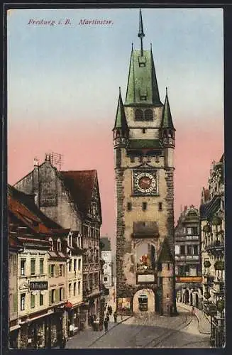 AK Freiburg i. B., Martinstor aus der Vogelschau