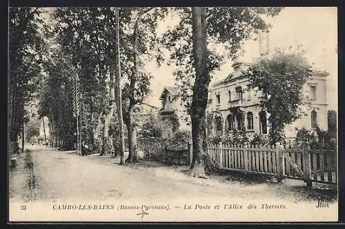 AK Cambo-les-Bains, La Poste et l`Allée des Thermes