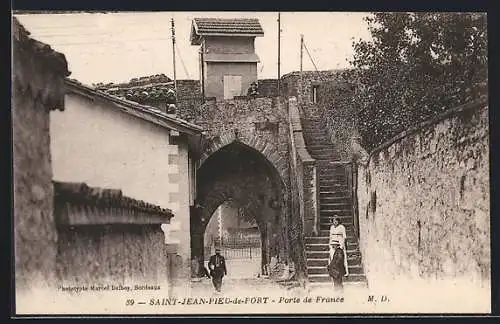 AK Saint-Jean-Pied-de-Port, Porte de France