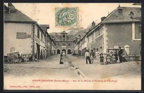 AK Mont-Dauphin, Rue de la Mairie et Pavillon de l`Horloge