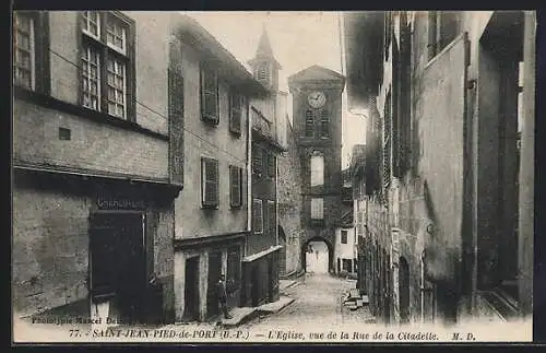 AK Saint-Jean-Pied-de-Port, L`Eglise vue de la Rue de la Citadelle