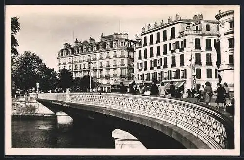 AK Bayonne, Le pont Mayov