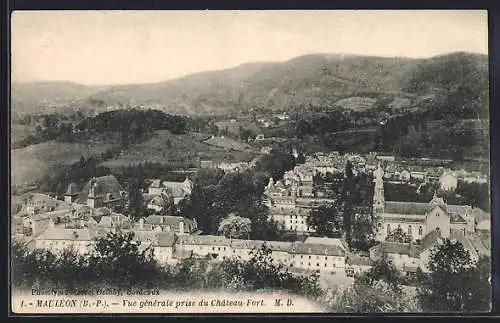 AK Mauléon /B.-P., Vue générale prise du Château-Fort