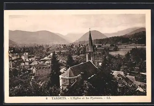 AK Tardets, L`Eglise et les Pyrénées