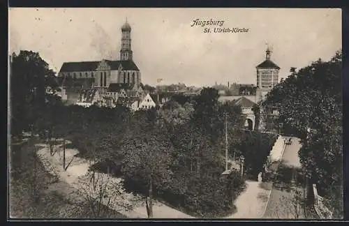 AK Augsburg, Strasse an der St. Ulrich-Kirche