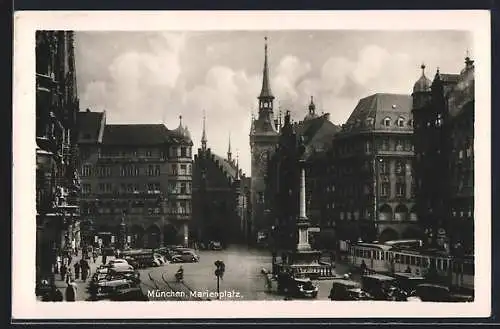 AK München, Marienplatz mit Denkmal und Strassenbahn