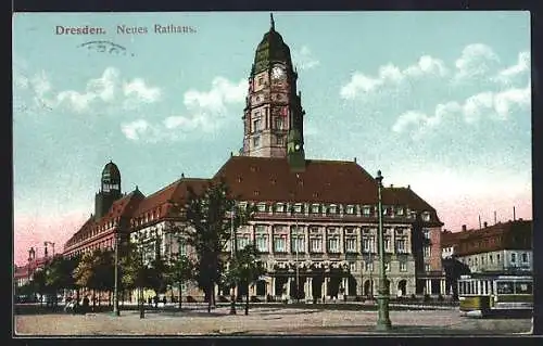 AK Dresden, Neues Rathaus, Strassenbahn