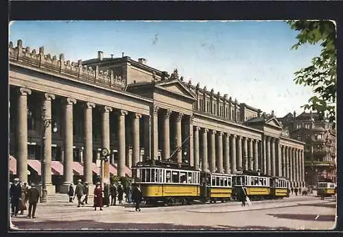 AK Stuttgart, Strassenbahn hält vor dem Königsbau