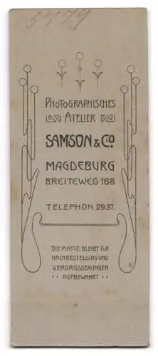 Fotografie Samson & Co., Magdeburg, Breiteweg 168, Porträt einer Dame in eleganter Kleidung