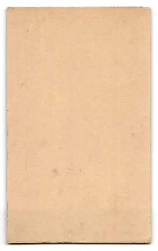 Fotografie G. Schröder, Mittweida i. S., Rochlitzerstr. 234, Eleganter Mann im Anzug
