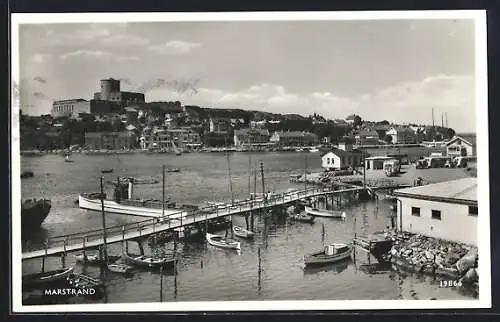 AK Marstrand, Ortsansicht am Hafen