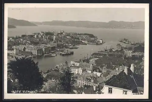 AK Bergen, Stadt mit Hafen