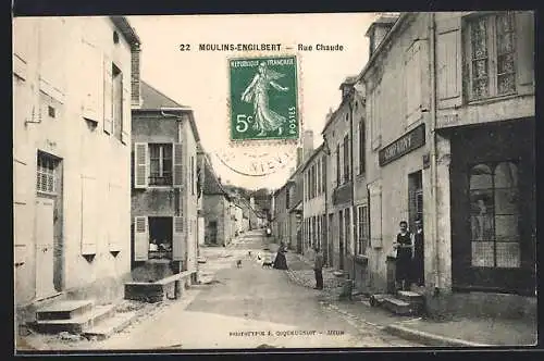 AK Moulins-Engilbert, Rue Chaude