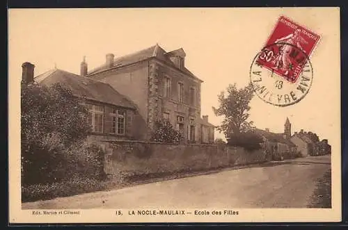 AK La Nocle-Maulaix, Ecole des Filles, Strassenpartie