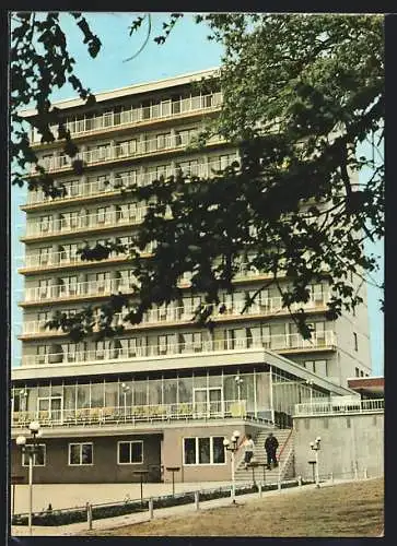 AK Sassnitz, Hotel Rügen mit Terrasse