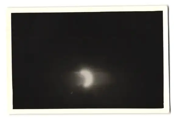 30 Fotografien Sonnenfinsternis am 30.6.1954, Private Serie der Sonnenfinsternis in verschiedenen Phasen 12
