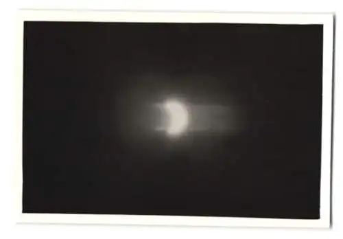 30 Fotografien Sonnenfinsternis am 30.6.1954, Private Serie der Sonnenfinsternis in verschiedenen Phasen