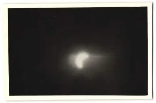 30 Fotografien Sonnenfinsternis am 30.6.1954, Private Serie der Sonnenfinsternis in verschiedenen Phasen