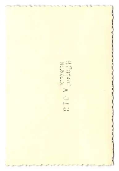 21 Fotografien H. Pogade, Berlin-Neukölln, Ausdruckstanz, Tanzgruppe / Tänzerinnen in verschiedenen Bühnenszenen 23